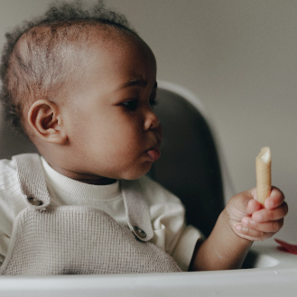 two year old seating snack